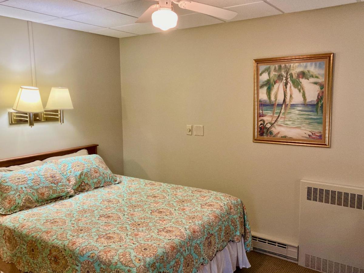 Hotel Grove Retreat & Near Pictured Rocks, Fayette, Trails *